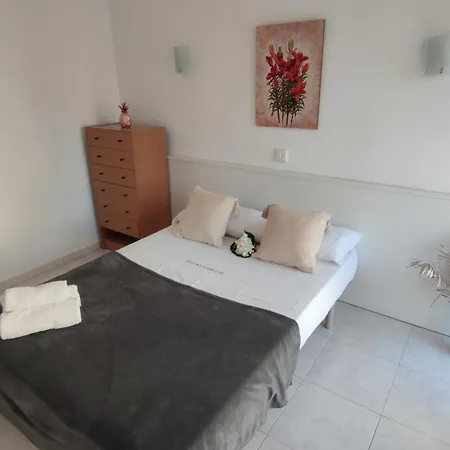 Apartamento Platja D'aro, 3 Dormitorios, 6 Personas - Es-209-47 Platja d'Aro