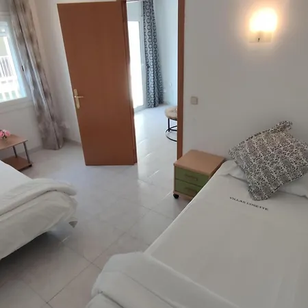 Apartamento Platja D'aro, 3 Dormitorios, 6 Personas - Es-209-47 Apartment Platja d'Aro